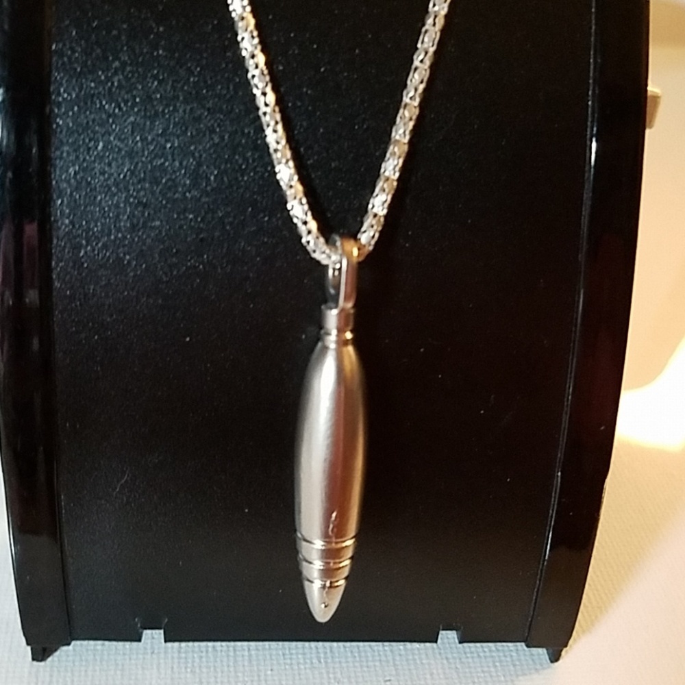 Bullet 16 Chain Necklace 10$